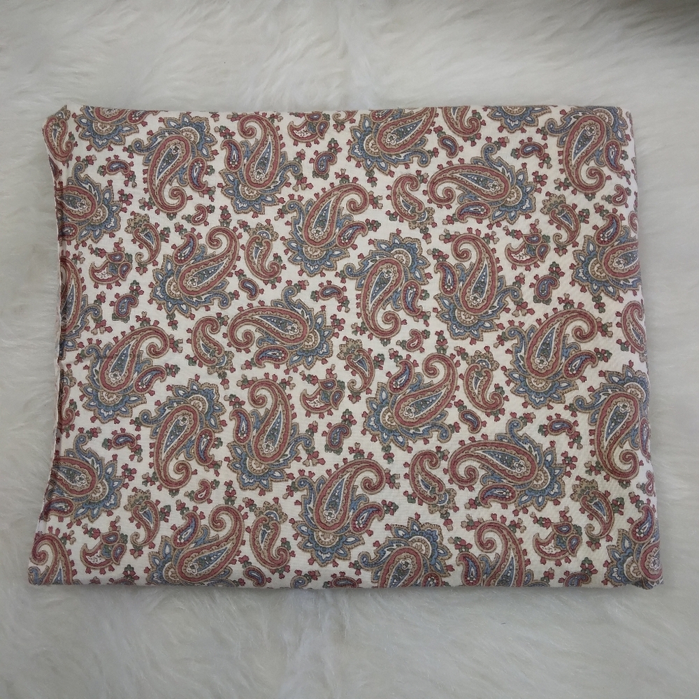 FABRIC Vintage Paisley Print On Cream Cotton Fabric By Marcus Bros Text Inc 1 Yd